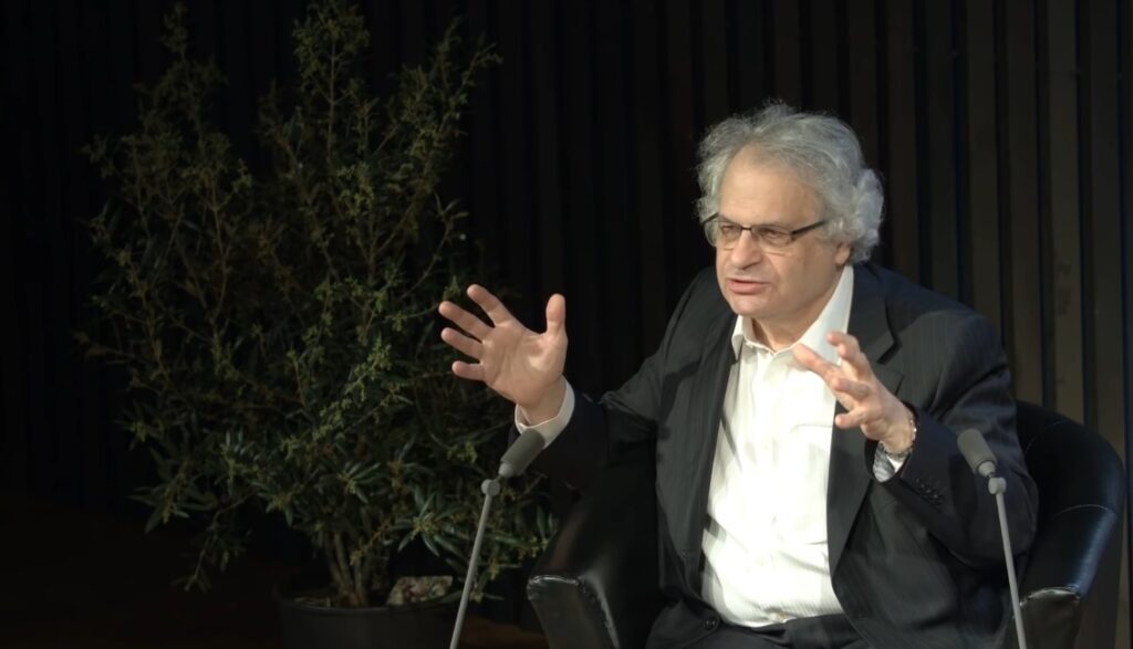 By librairie mollat, CC BY 3.0, https://commons.wikimedia.org/w/index.php?curid=120113084